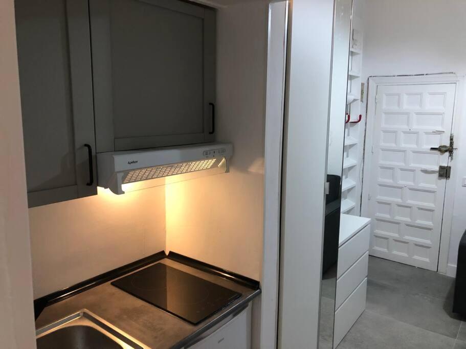 Pena De Francia Corrala En El Rastro De Madrid Apartment Екстериор снимка